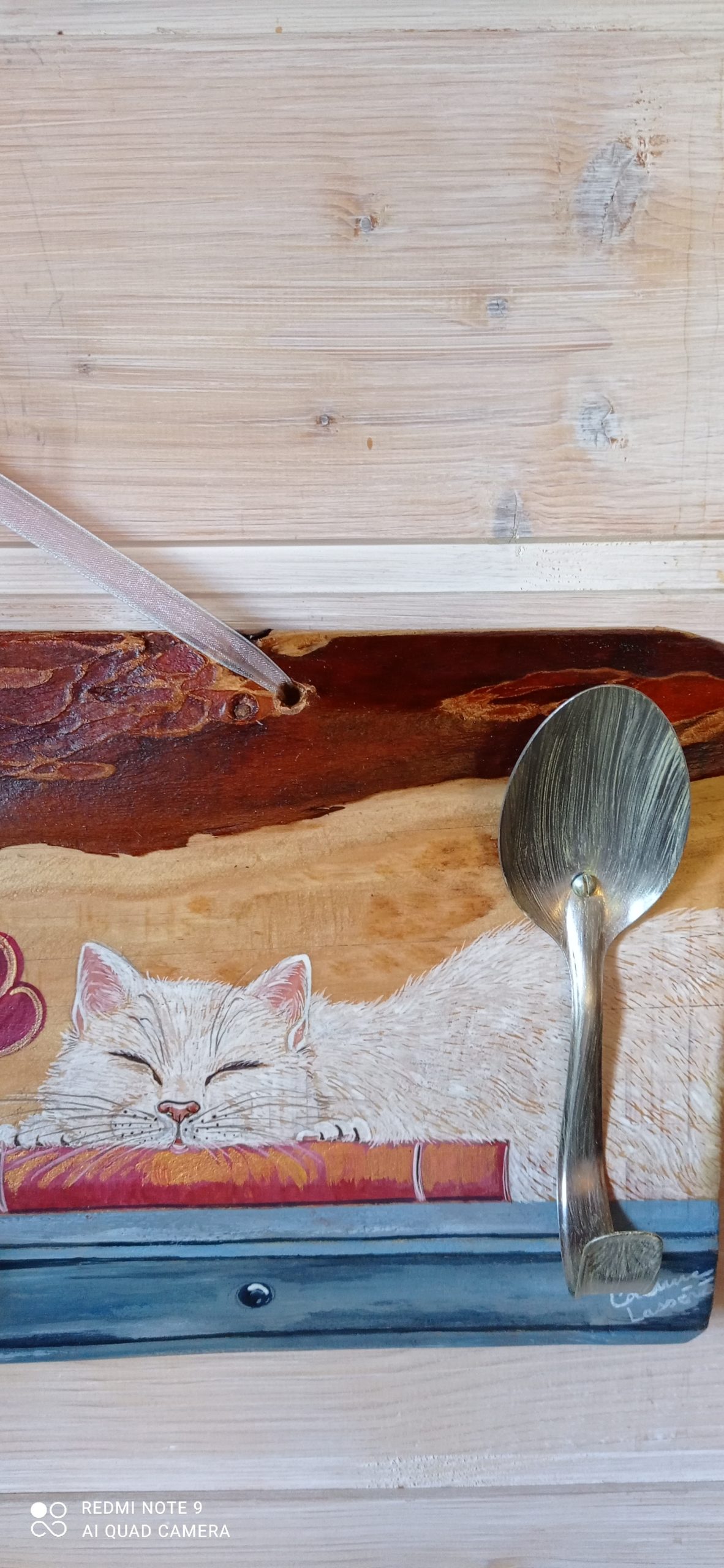 accroche-torchons-peint-chat-blanc-3