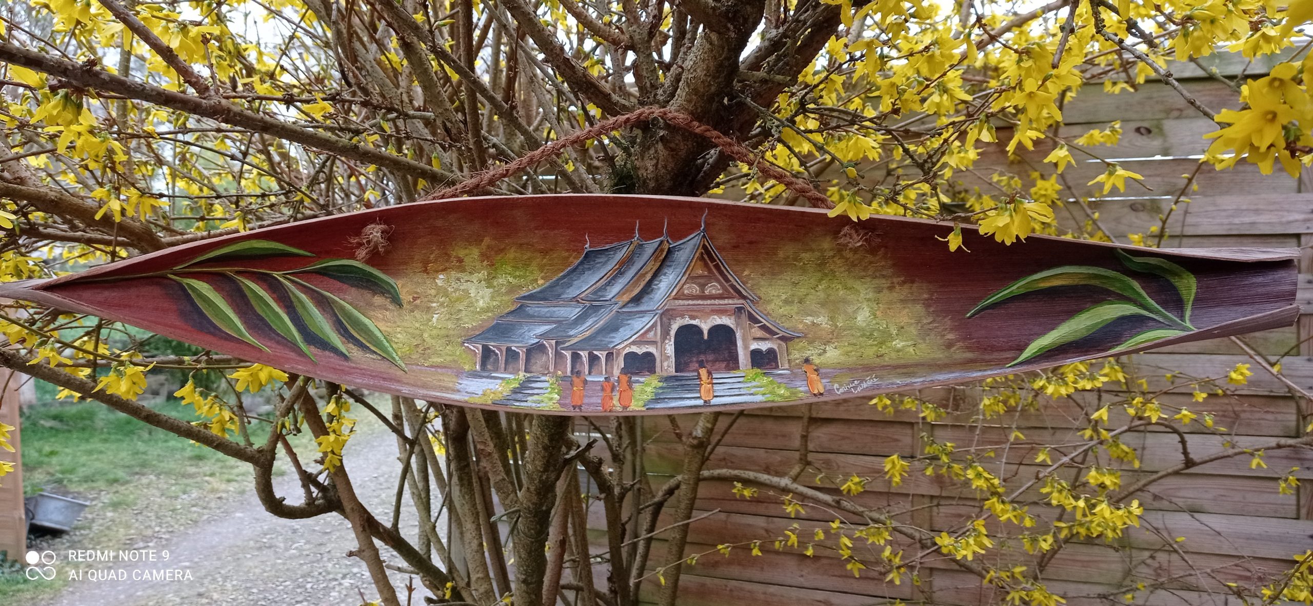 Feuille de coco peinte