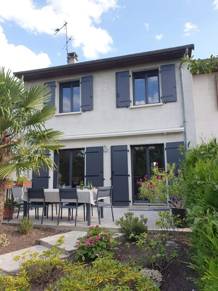 Menuiseries extérieures PVC, aluminium, bois